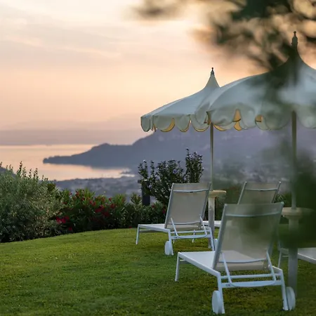 Boffenigo - The Golden Hour Отель 4*