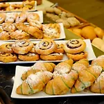 Boffenigo - The Golden Hour Hotel