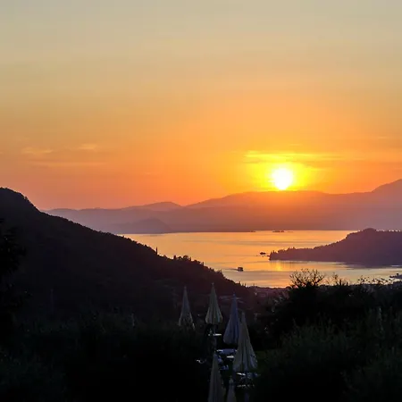 Hotell Boffenigo - The Golden Hour 4*