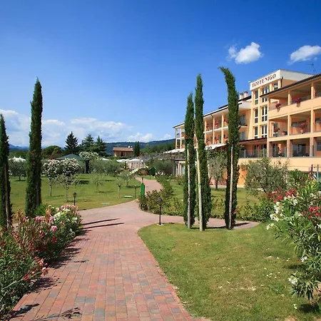Boffenigo - The Golden Hour Hotel