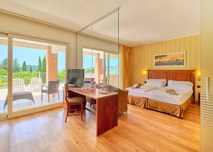 Boffenigo - The Golden Hour 4*