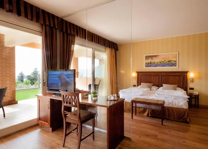 Hotel Boffenigo - The Golden Hour Costermano