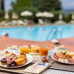 Boffenigo - The Golden Hour Hotel